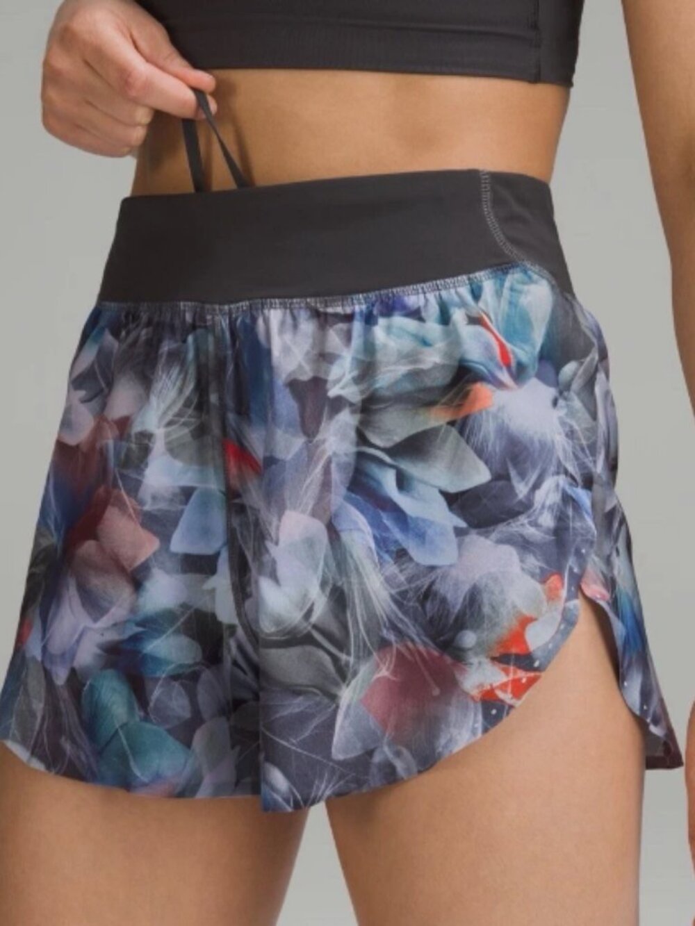 Lululemon Fast Free Reflective HR Short 3” - Luminescent Floral Multi - Size 4